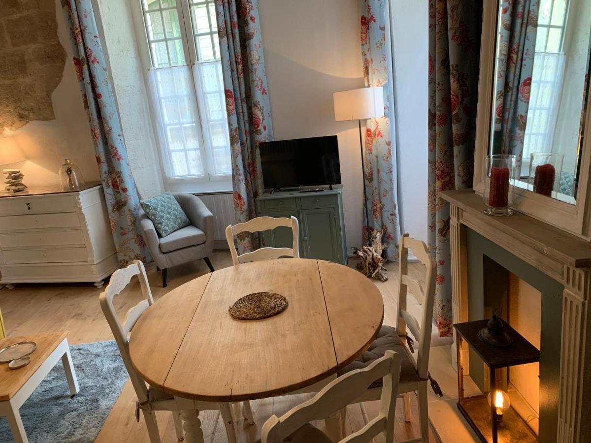 Appartement De Charme Dans Le Coeur Historique D'Юзес Экстерьер фото